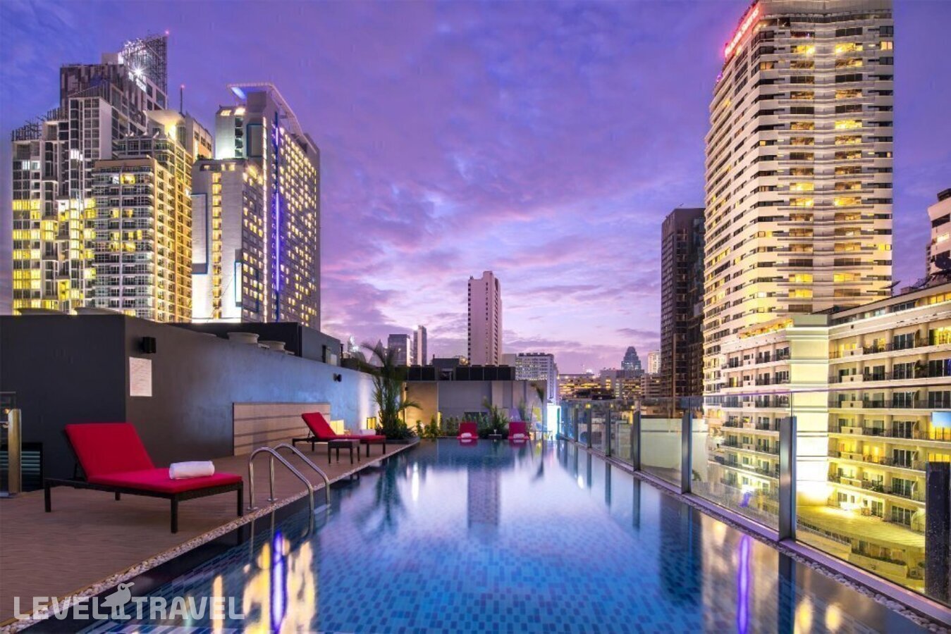 фотографии номера Семейный номер отеля Travelodge Sukhumvit 11 в Таиланд(Бангкок) - фото №2