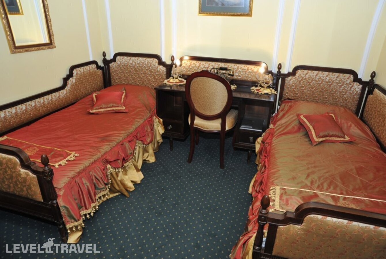 фотографии номера Улучшенный номер отеля Hotel Leopold I в Сербия(Нови-Сад) - фото №1