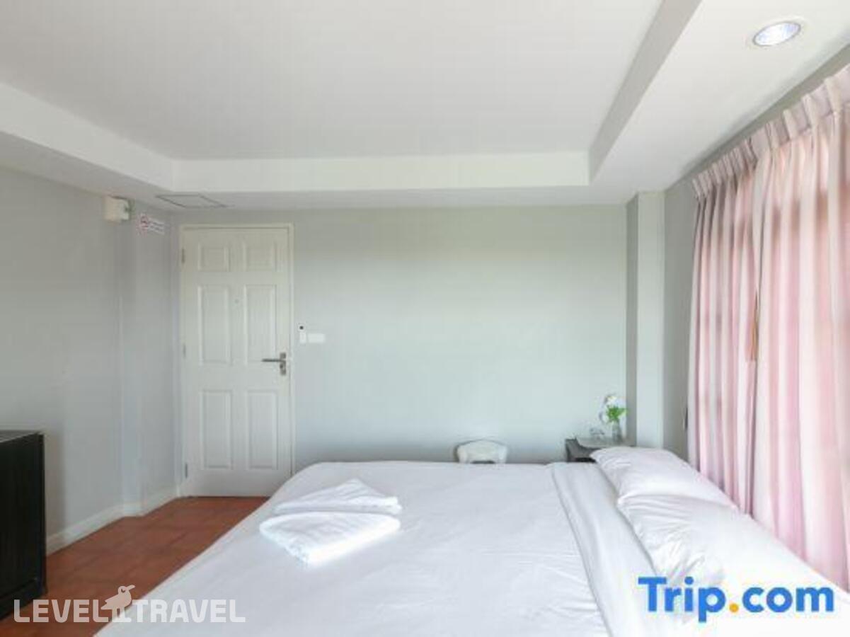 фотографии номера Стандартный номер отеля Resortel Lat Phrao 91 в Таиланд(Бангкок) - фото №8