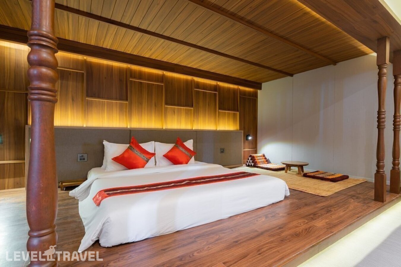 фотографии номера Делюкс с балконом отеля True Siam Phayathai Hotel в Таиланд(Бангкок) - фото №4