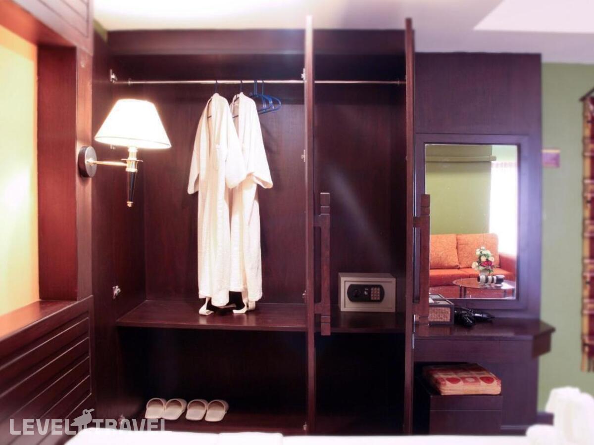 фотографии номера Улучшенный номер отеля Great Residence Hotel в Таиланд(Бангкок) - фото №5