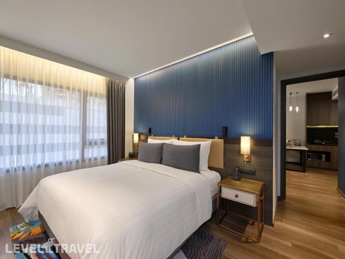 фотографии номера Люкс (2 комнаты) отеля Sindhorn Midtown Hotel Bangkok, Vignette Collection - an IHG Hotel в Таиланд(Бангкок) - фото №2