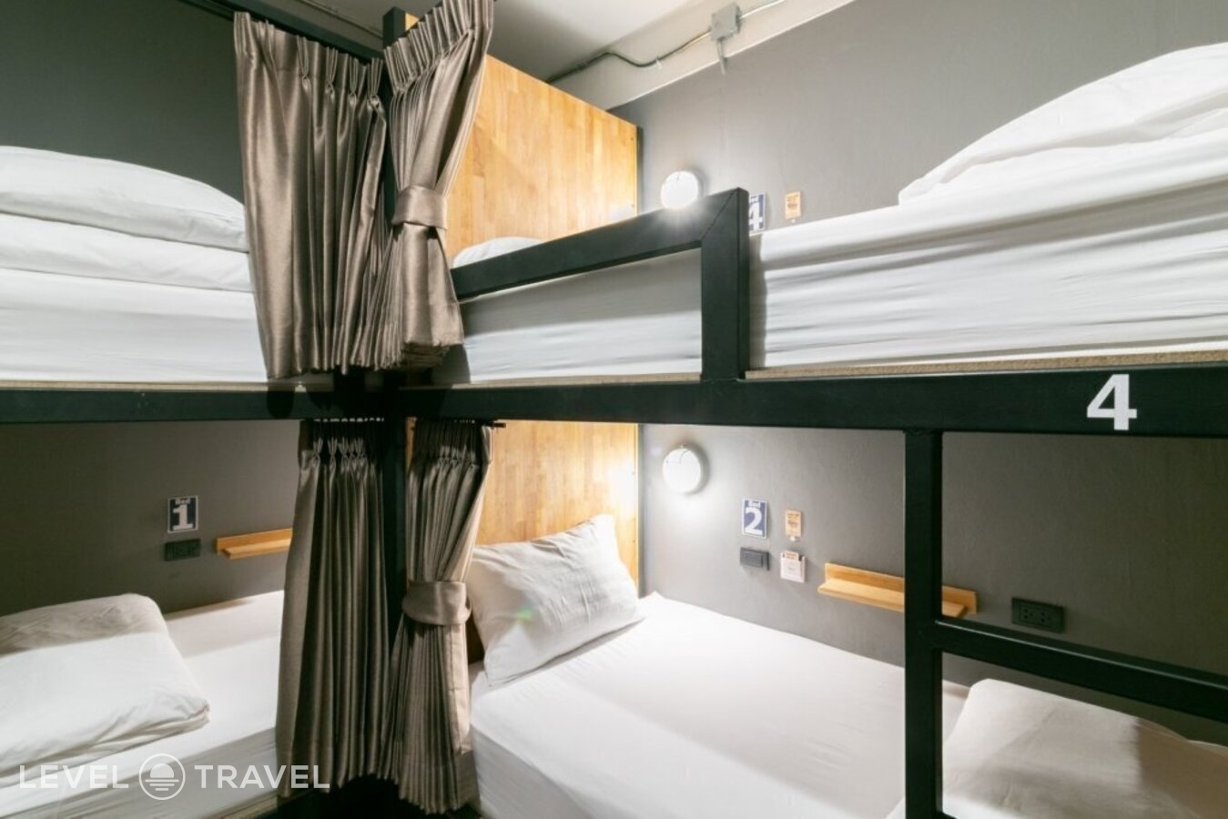 фотографии номера Улучшенный семейный отеля Timber Hostel в Таиланд(Бангкок) - фото №2