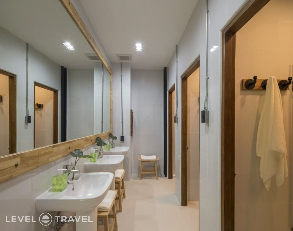 фотографии номера Улучшенный семейный отеля Timber Hostel в Таиланд(Бангкок) - фото №3