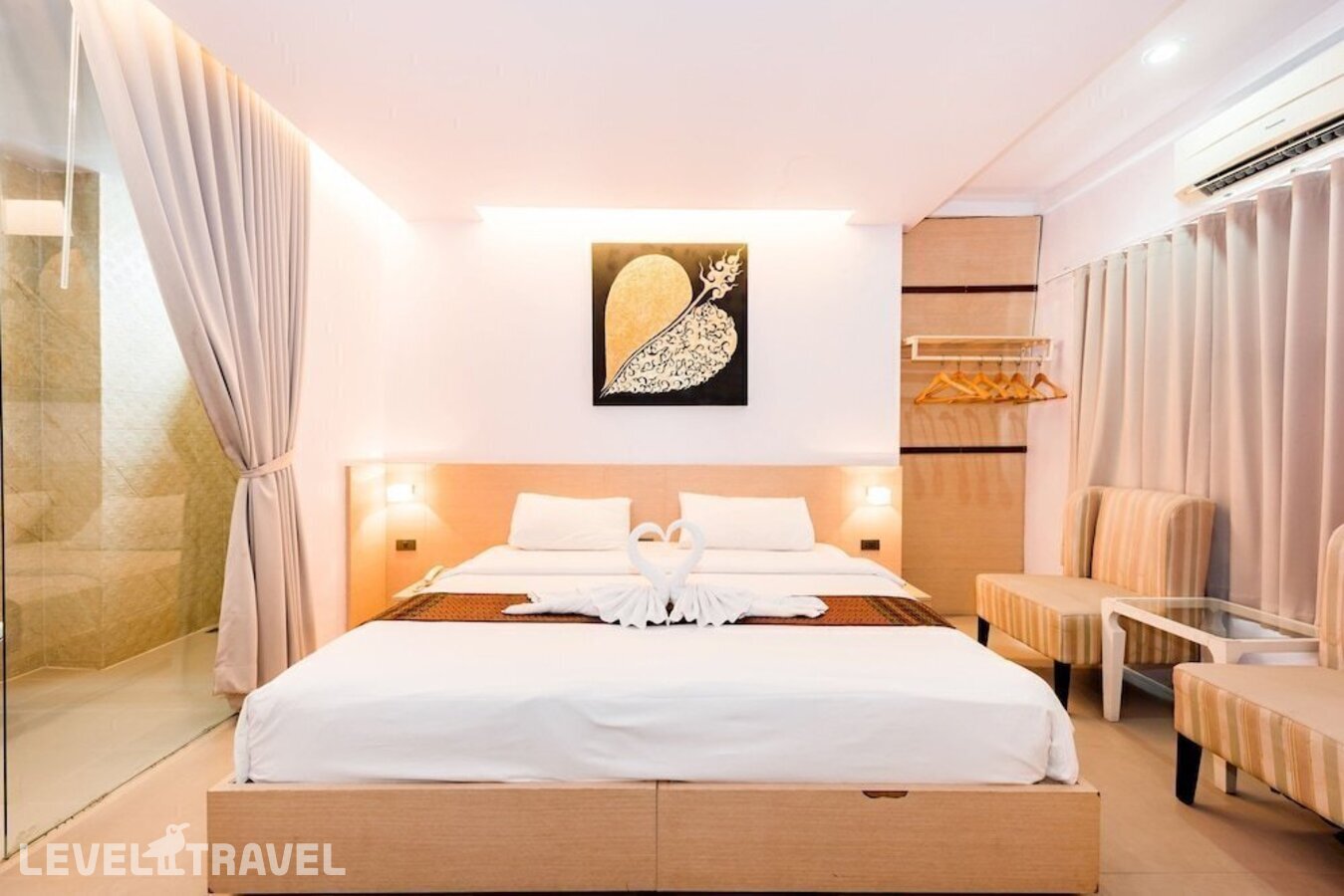 фотографии номера Делюкс с балконом отеля My Hotel в Таиланд(Патонг Бич) - фото №2