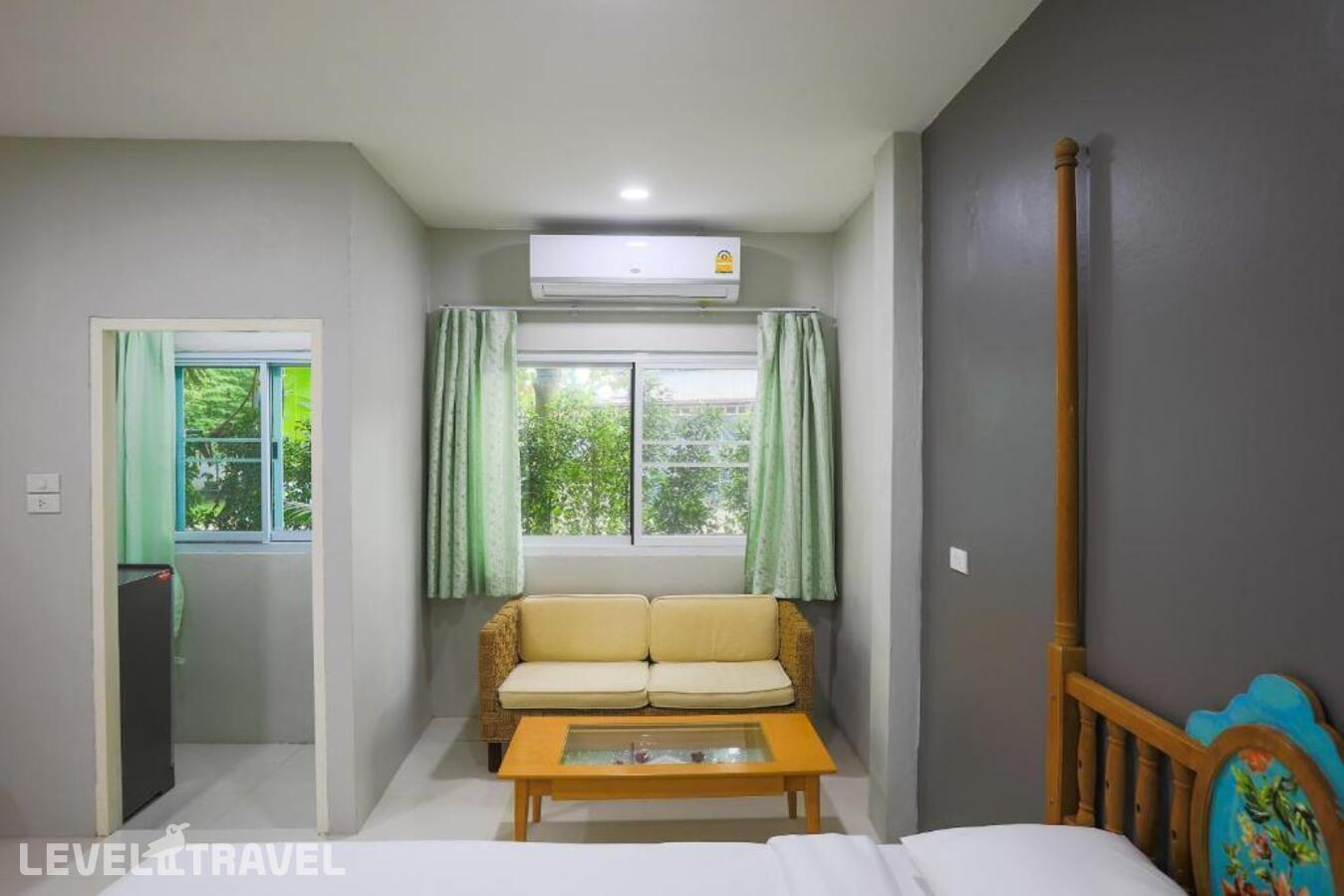 фотографии номера Четырехместный делюкс отеля Phuket Nonnita Boutique Resort в Таиланд(город Пхукет) - фото №6