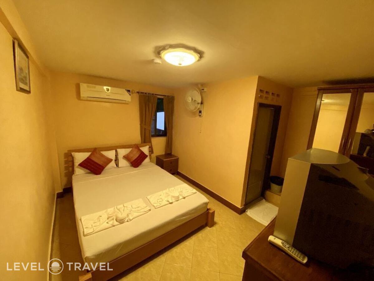 фотографии номера Стандартный номер отеля Star Guesthouse в Таиланд(Патонг Бич) - фото №3