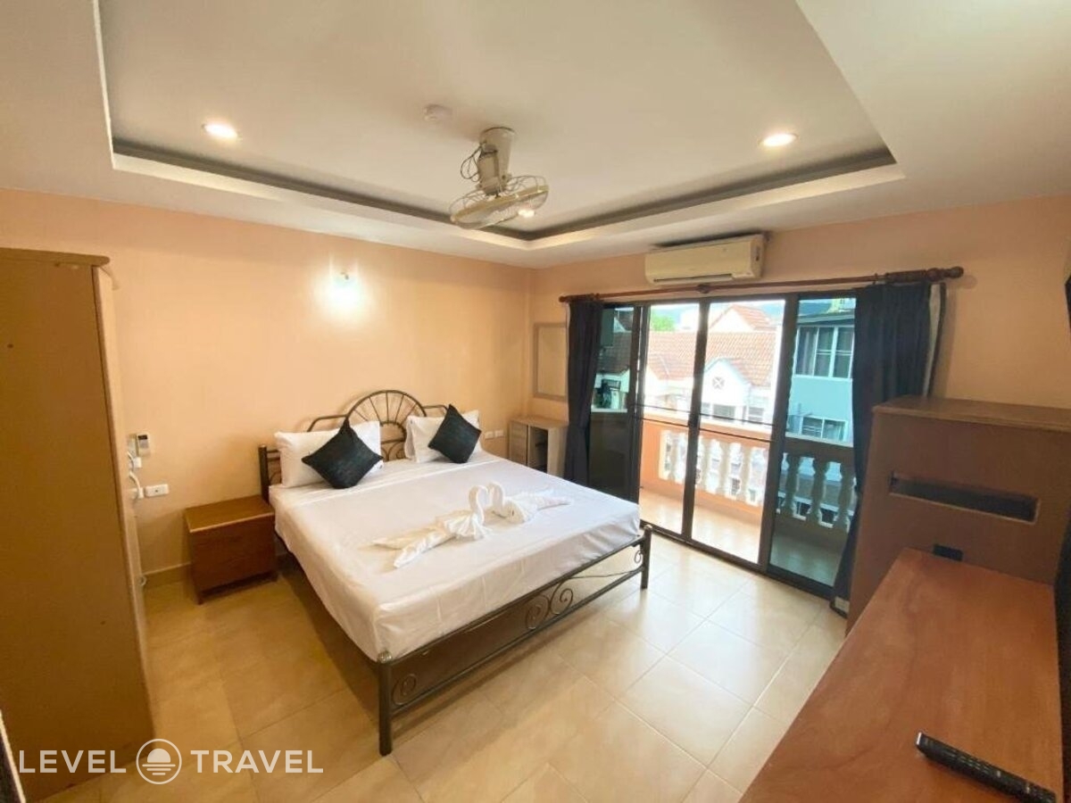 фотографии номера Делюкс с балконом отеля Star Guesthouse в Таиланд(Патонг Бич) - фото №9
