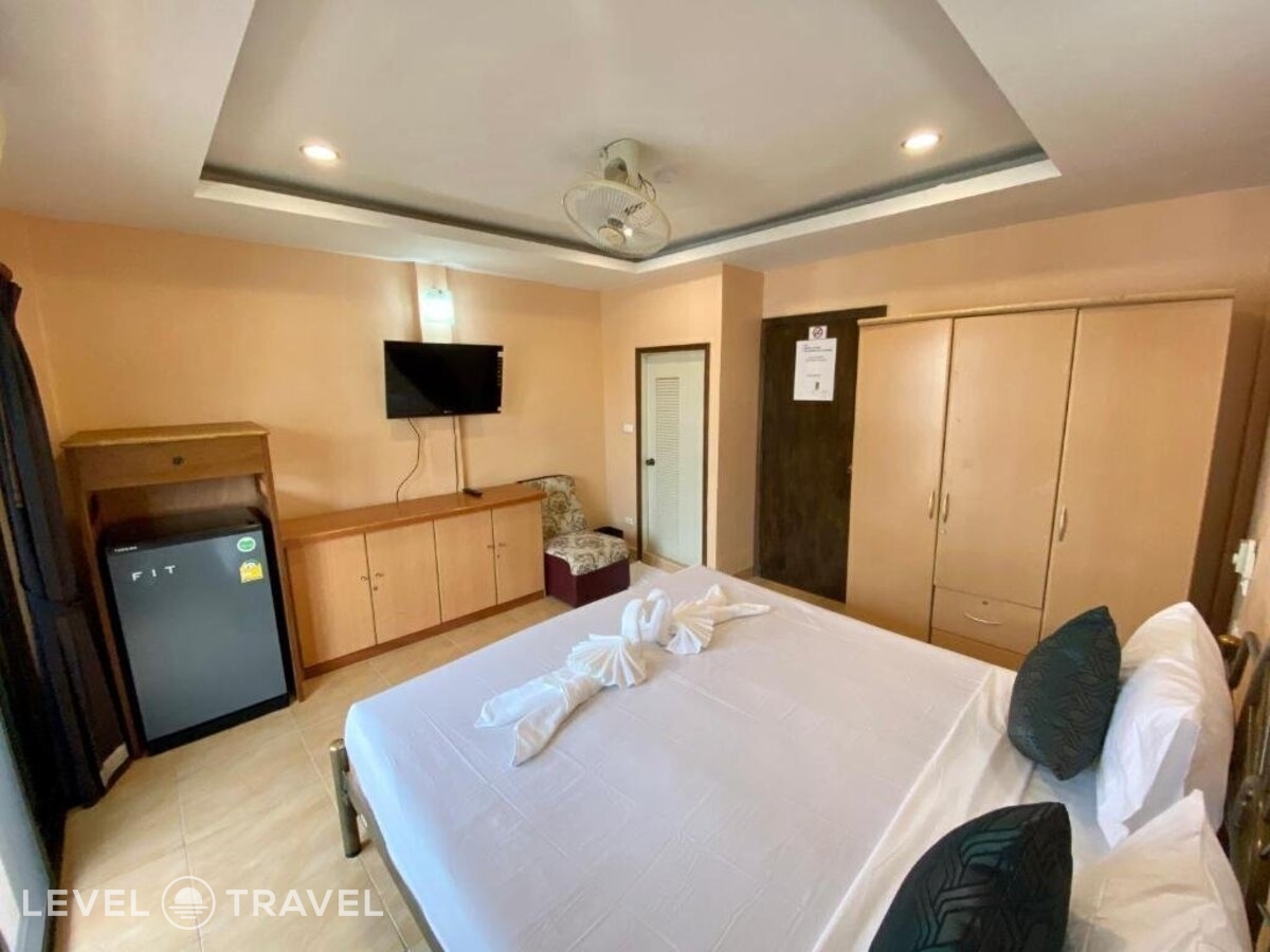 фотографии номера Делюкс с балконом отеля Star Guesthouse в Таиланд(Патонг Бич) - фото №10