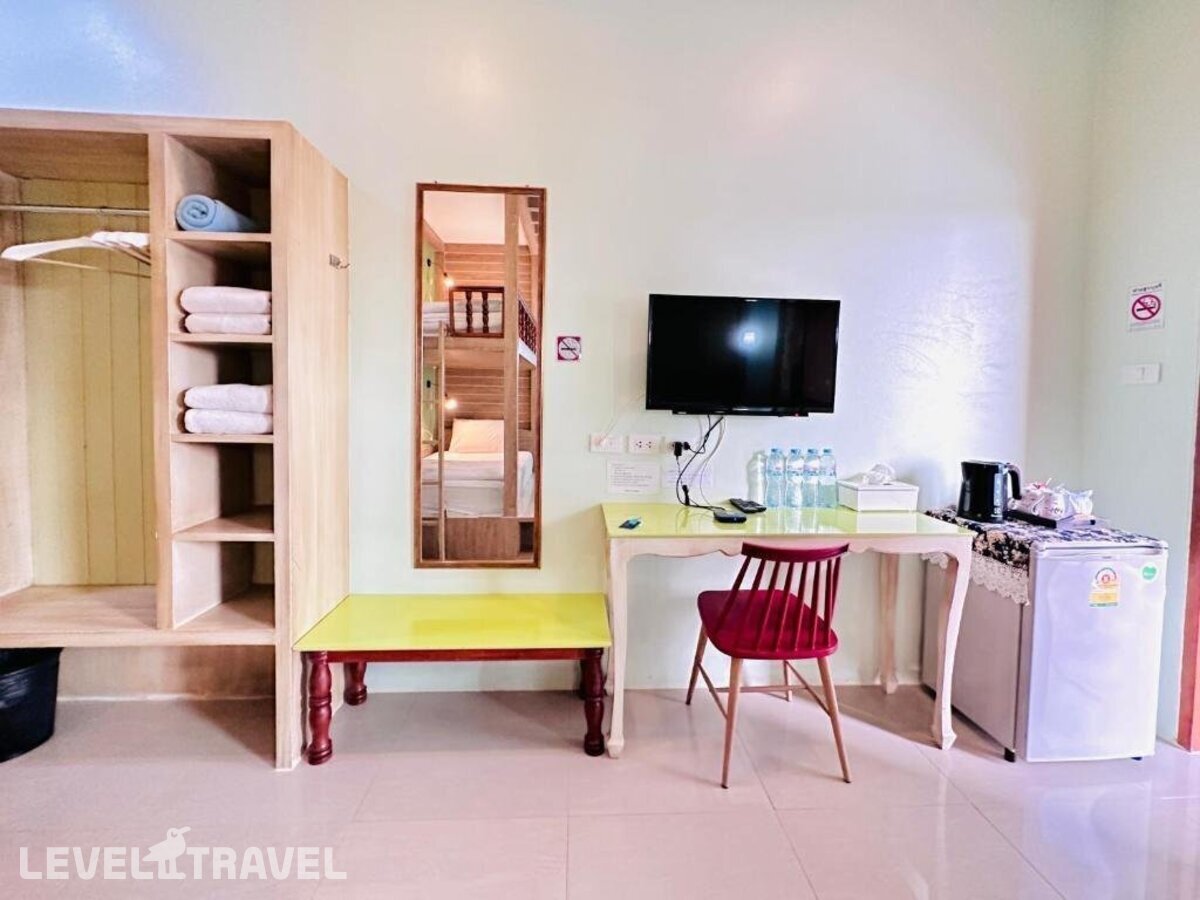 фотографии номера Стандартный номер отеля The Luna Hostel в Таиланд(Най Янг Бич) - фото №2