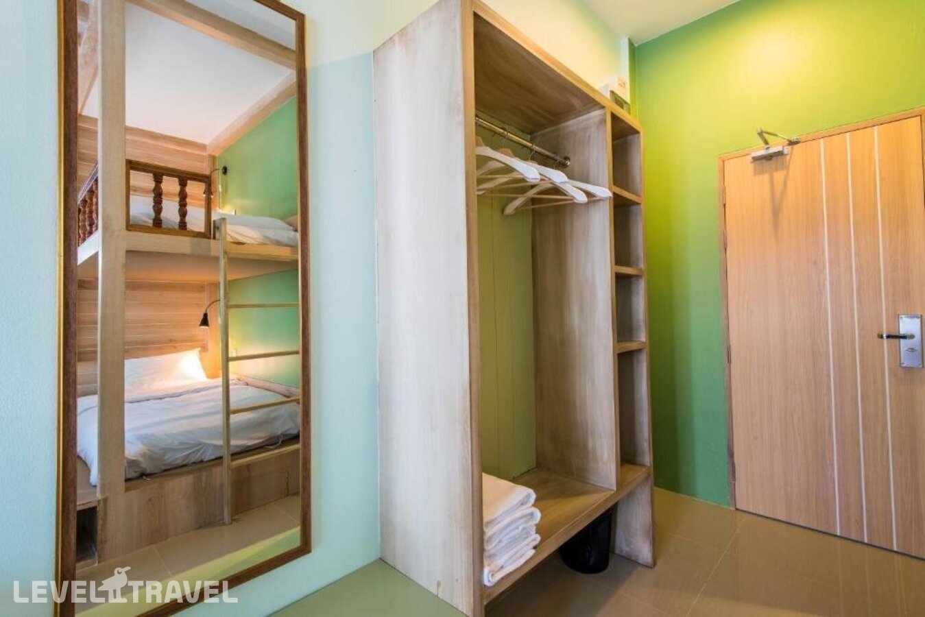 фотографии номера Стандартный номер отеля The Luna Hostel в Таиланд(Най Янг Бич) - фото №9