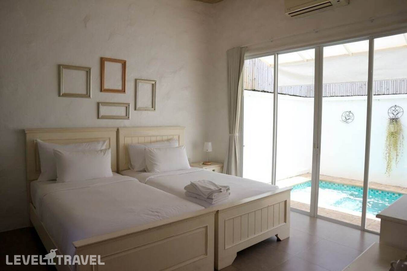 фотографии номера Стандартный номер отеля Costa Village Well Pool Villa Pattaya в Таиланд(Джомтьен) - фото №18