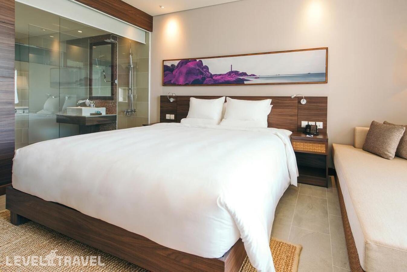 фотографии номера Улучшенный номер отеля Novotel Phu Quoc Resort в Вьетнам(Фукуок) - фото №1