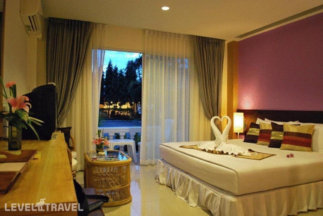 фотографии номера Делюкс отеля Windmill Resort Hotel в Таиланд(Наклуа) - фото №7