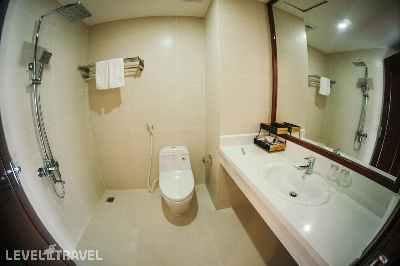 фотографии номера Улучшенный с видом на город отеля Gem Hotel (Ex.Dung Thanh Hotel) в Вьетнам(Нячанг) - фото №9