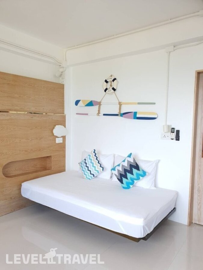 фотографии номера Семейный номер отеля The Rock Samui - Hostel в Таиланд(Рокиз Бич) - фото №6