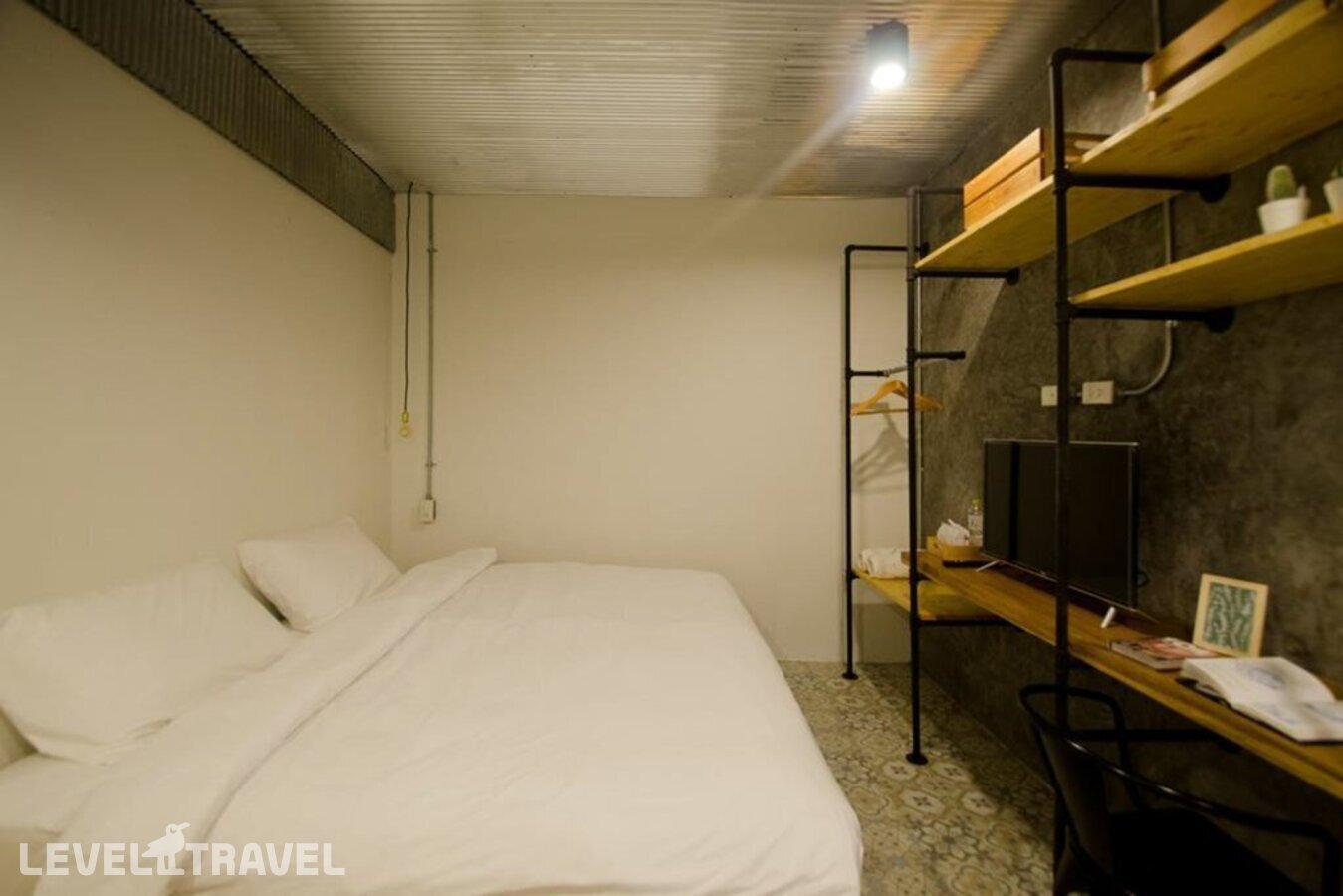 фотографии номера Семейный номер отеля The Rock Samui - Hostel в Таиланд(Рокиз Бич) - фото №1
