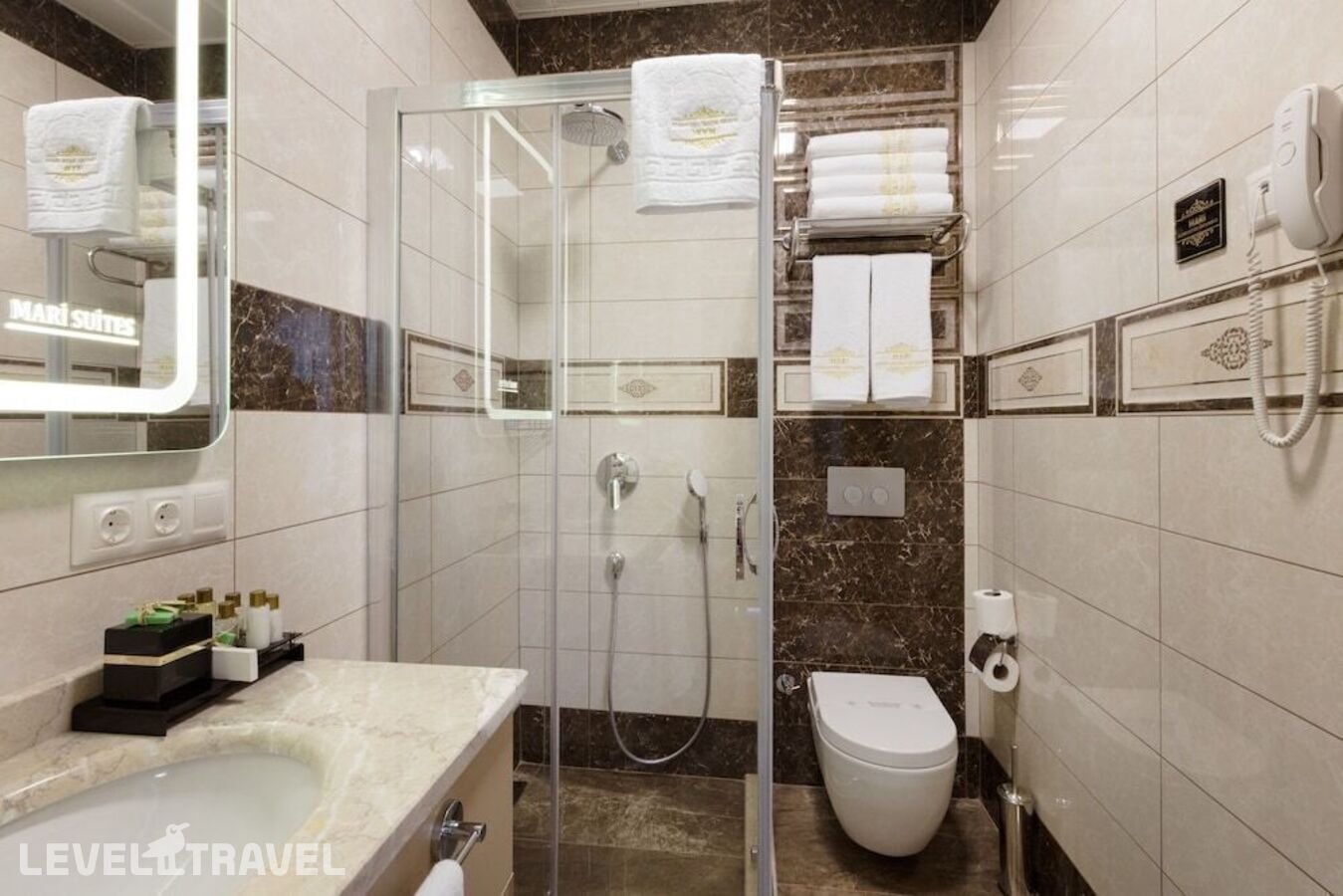 фотографии номера Трехместный номер отеля Mari Suites Hotel в Турция(Кягытхане) - фото №11