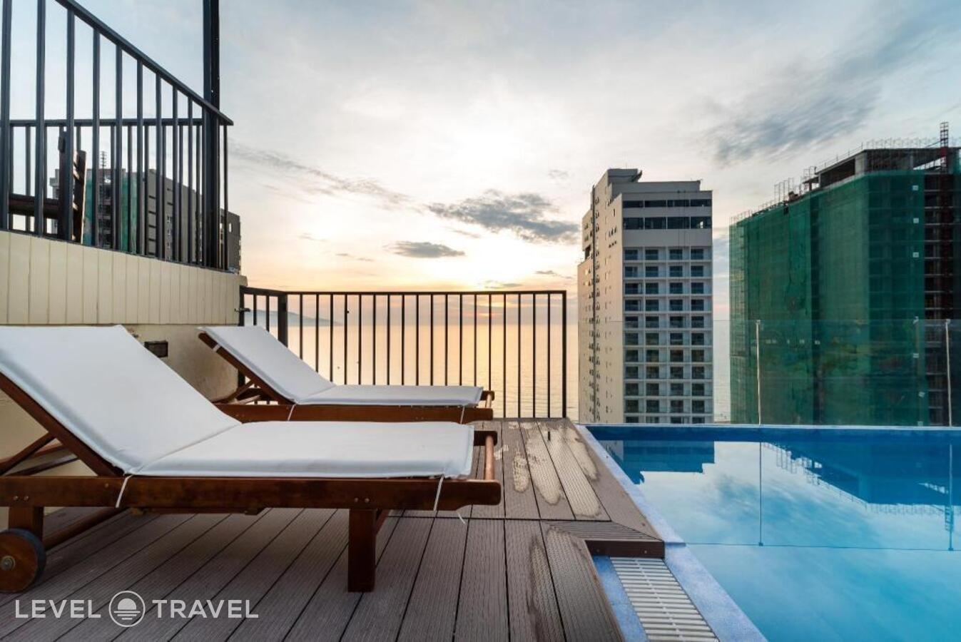 фотографии номера Трехместный делюкс отеля Nhat Minh Hotel and Apartment в Вьетнам(Дананг) - фото №1