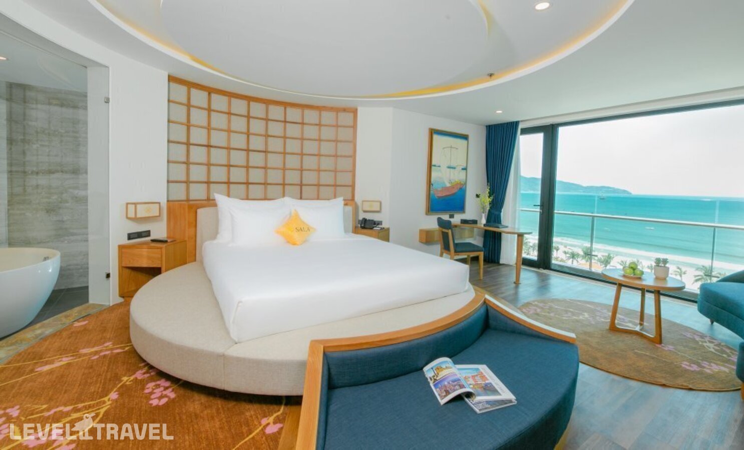 фотографии номера Люкс отеля Sala Danang Beach в Вьетнам(Дананг) - фото №2