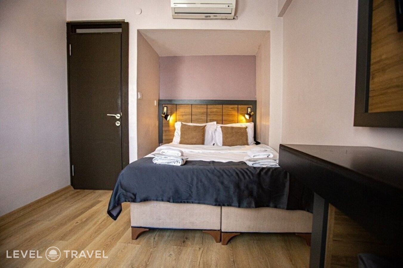 фотографии номера Семейный люкс отеля Comfort Hotel Taksim в Турция(Бейоглу) - фото №24