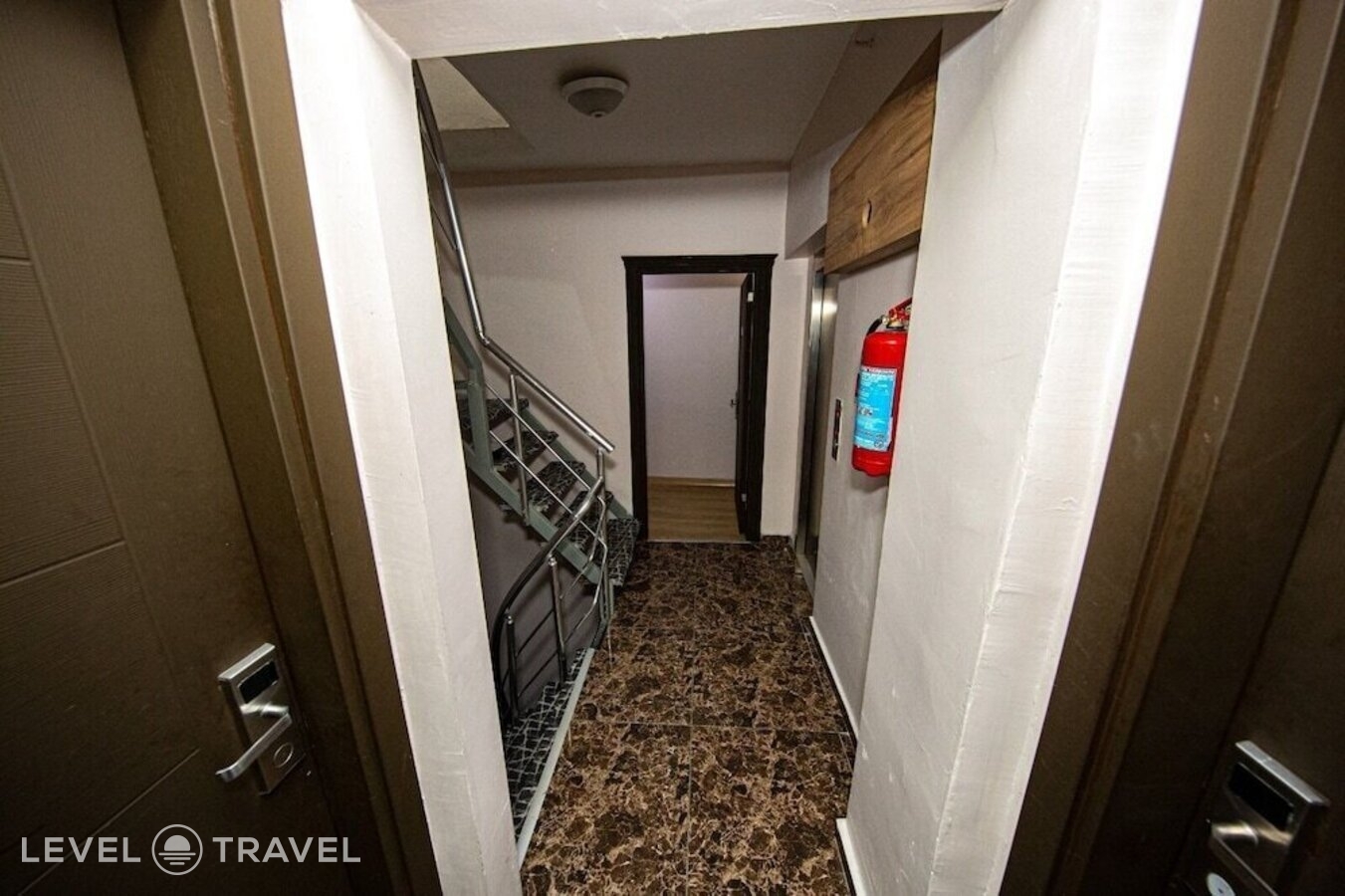 фотографии номера Семейный люкс отеля Comfort Hotel Taksim в Турция(Бейоглу) - фото №18