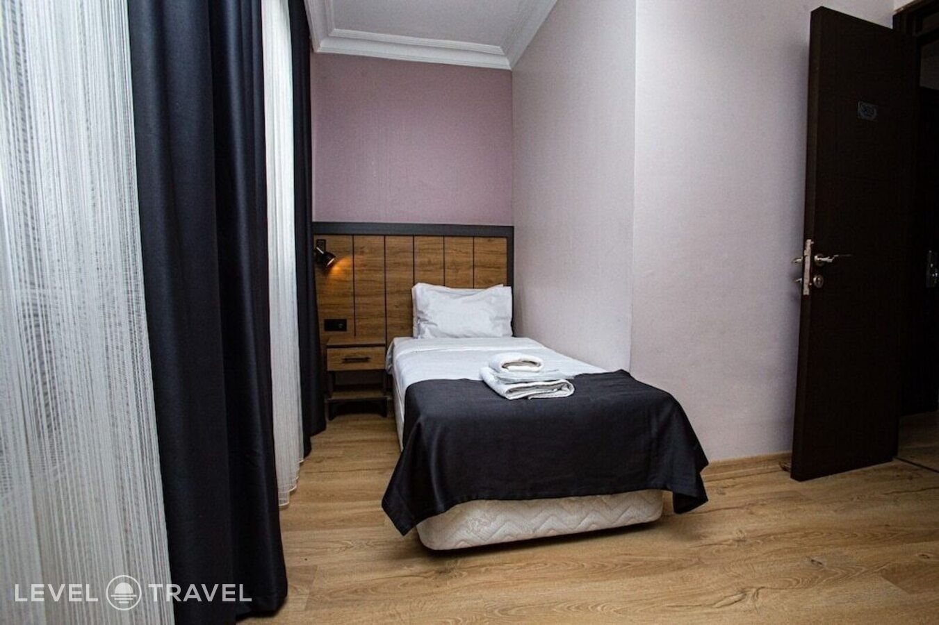фотографии номера Семейный люкс отеля Comfort Hotel Taksim в Турция(Бейоглу) - фото №48