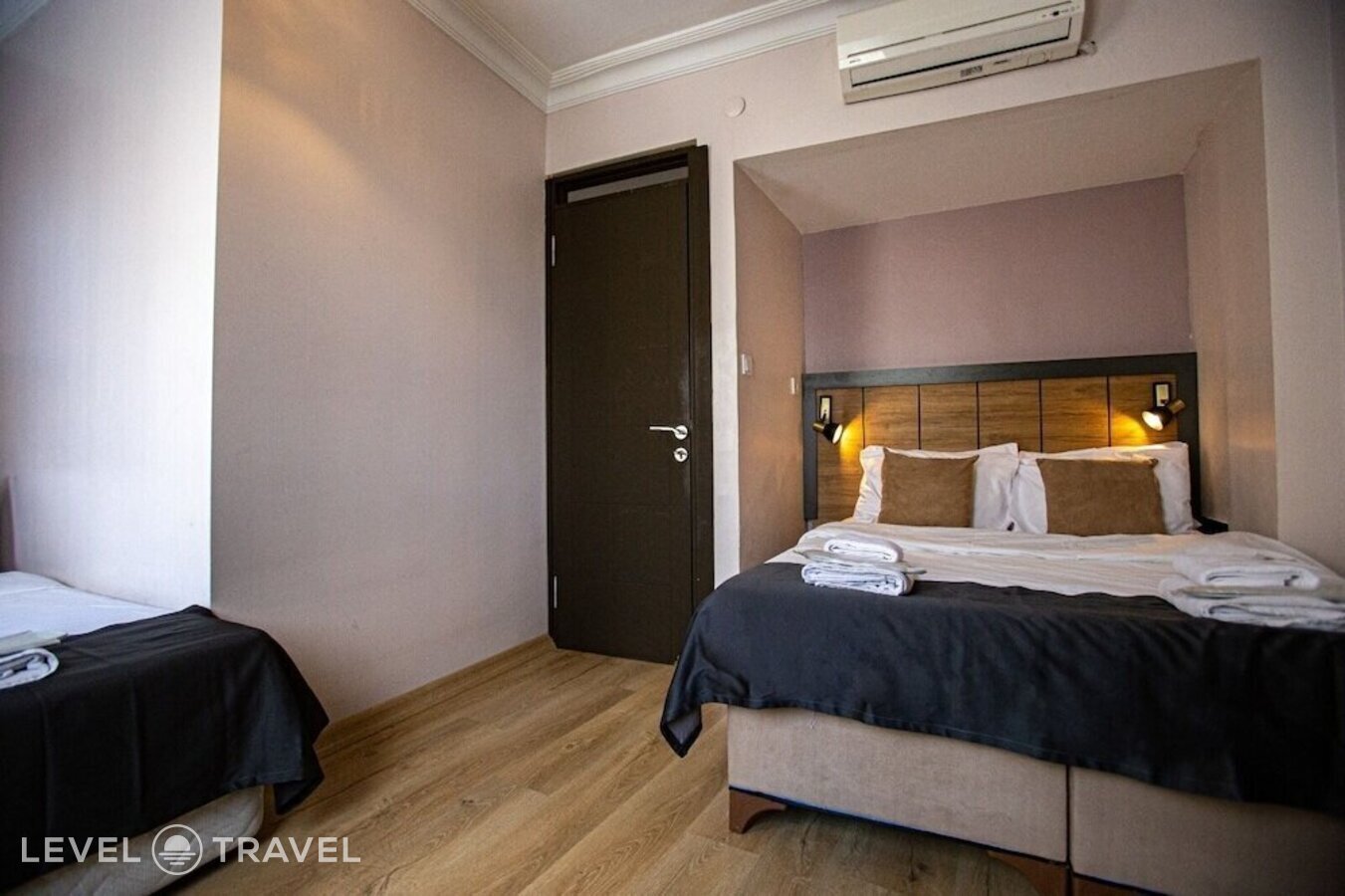 фотографии номера Семейный люкс отеля Comfort Hotel Taksim в Турция(Бейоглу) - фото №41