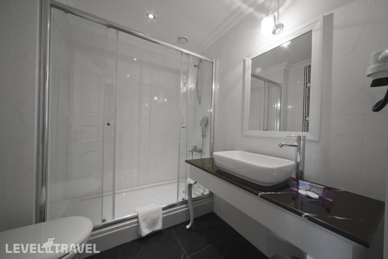 фотографии номера Четырехместный улучшенный отеля Aren Suites Hotel в Турция(Фатих) - фото №30