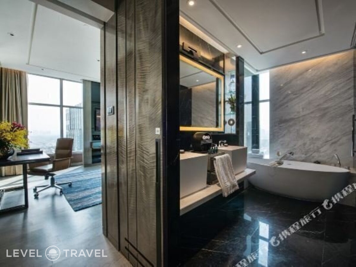 фотографии номера Семейный люкс отеля Sofitel Kuala Lumpur Damansara в Малайзия(Куала-Лумпур) - фото №4