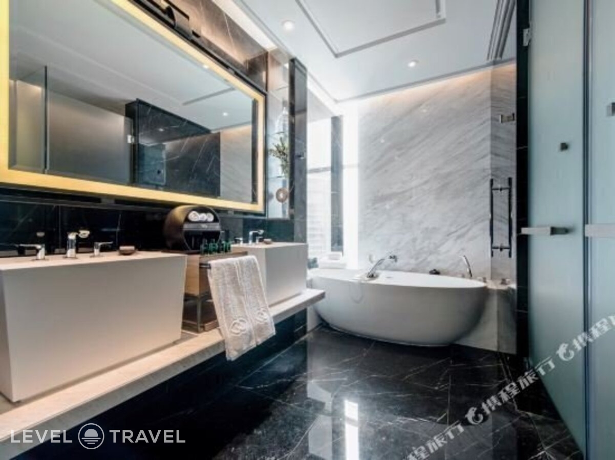 фотографии номера Семейный люкс отеля Sofitel Kuala Lumpur Damansara в Малайзия(Куала-Лумпур) - фото №2