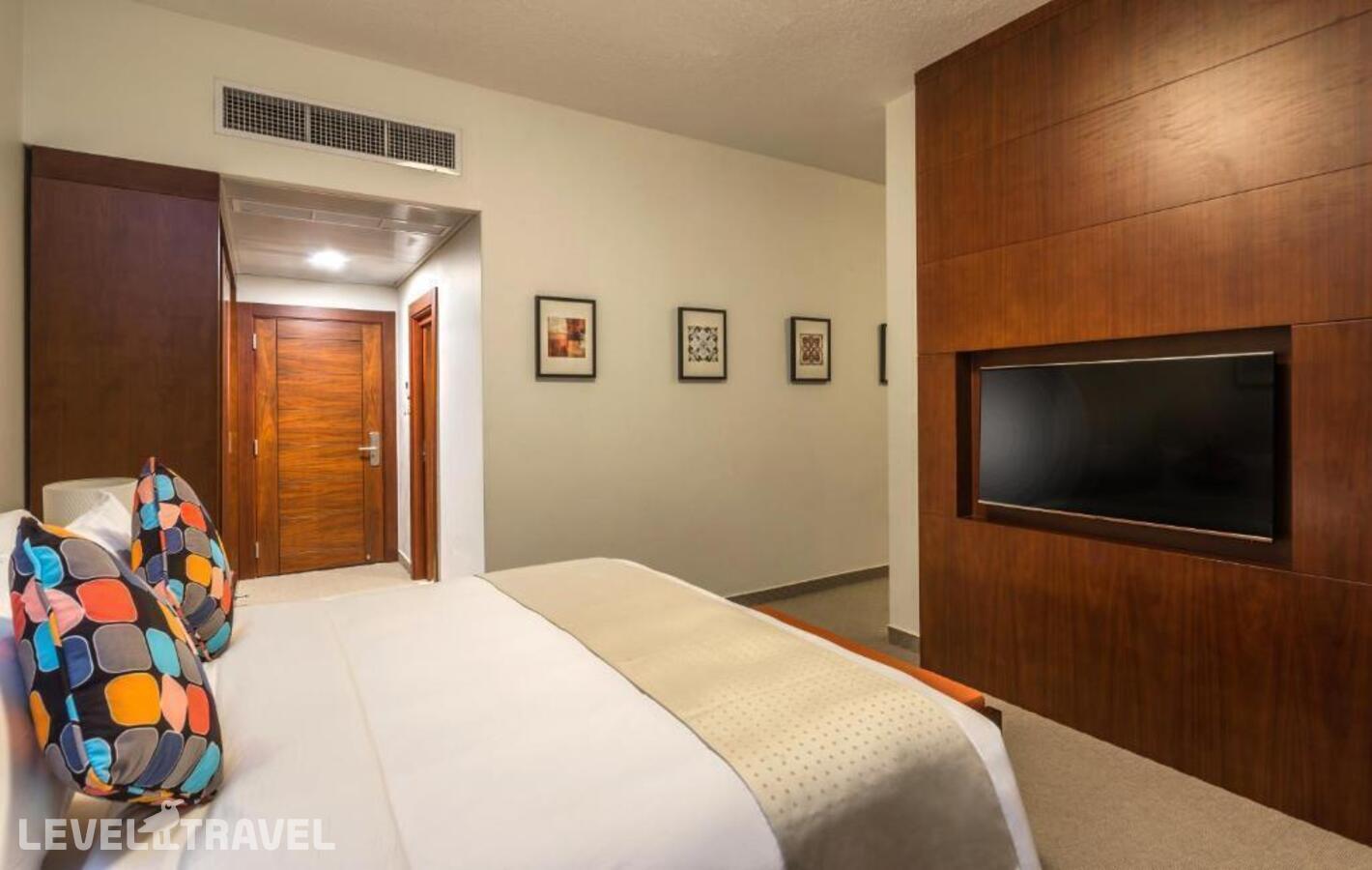 фотографии номера Представительский люкс отеля Alreem Hotel в Саудовская Аравия(Эль-Джубайль) - фото №5
