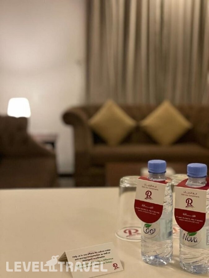 фотографии номера Полулюкс отеля Remaz Hotel & Suite в Саудовская Аравия(Эль-Джубайль) - фото №4
