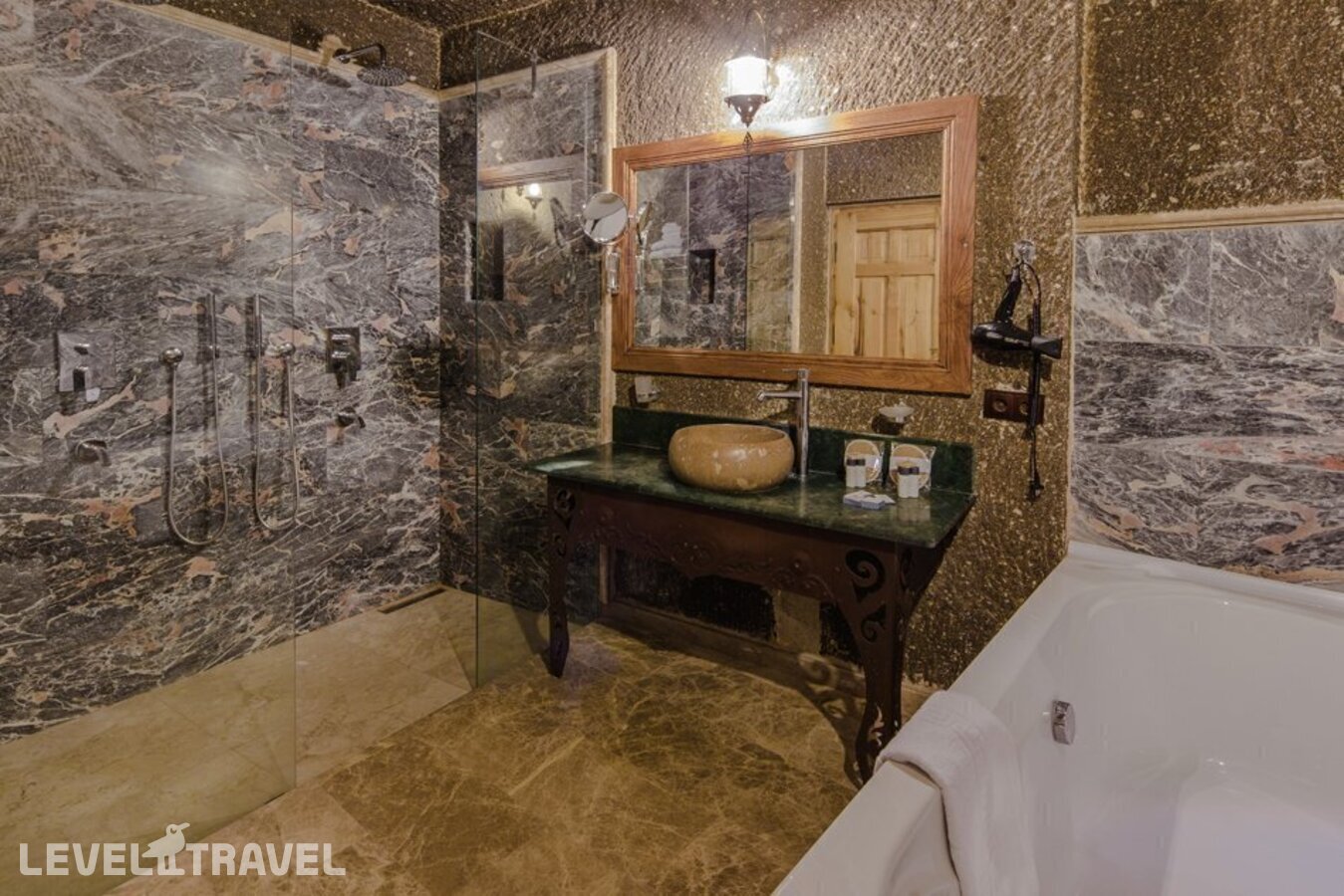 фотографии номера Улучшенный люкс отеля Lunar Cappadocia Hotel в Турция(Гёреме) - фото №11