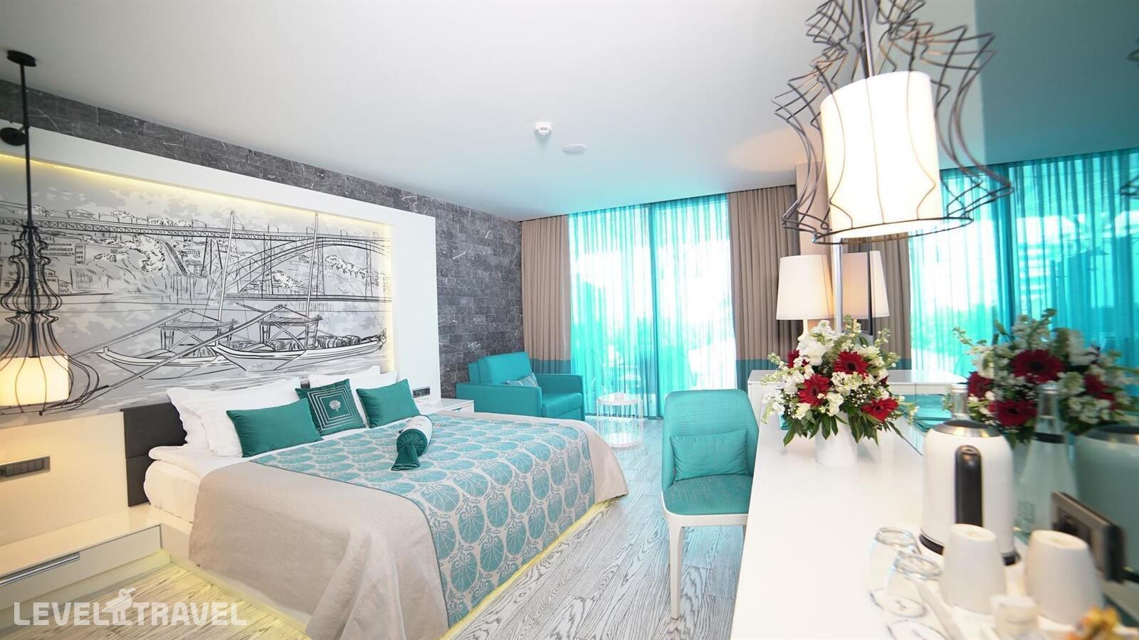 фотографии номера Люкс Swim Up с видом на море отеля Sueno Hotels Deluxe Belek в Турция(Кадрие) - фото №2