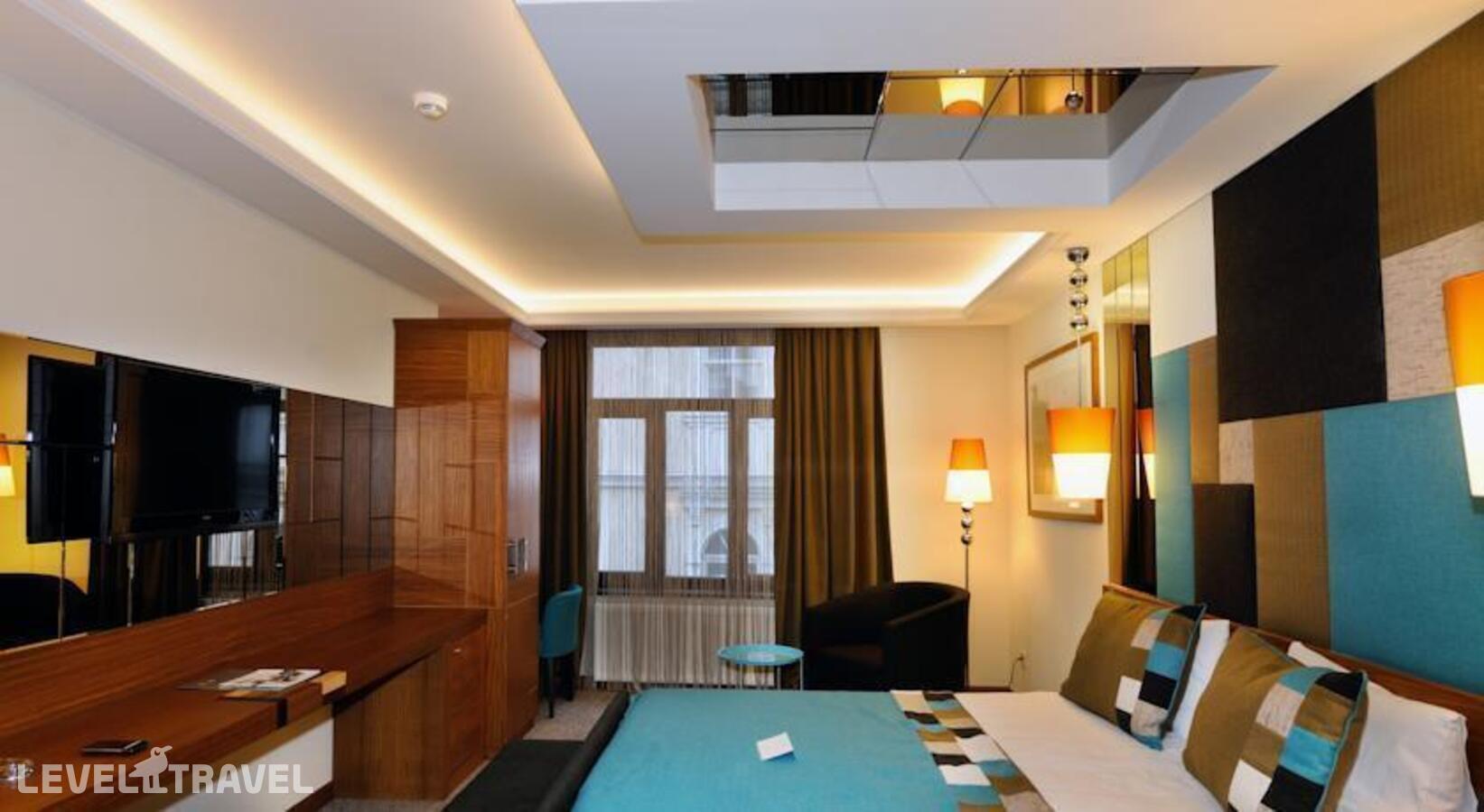 фотографии номера Делюкс отеля Collage Pera Hotel в Турция(Бейоглу) - фото №5