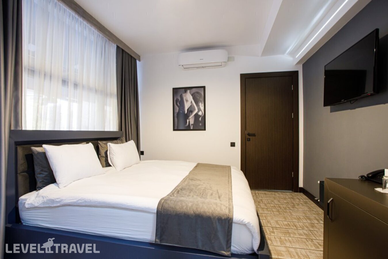 фотографии номера Стандартный номер отеля The Phoenix Boutique Hotel в Армения(Ереван) - фото №2