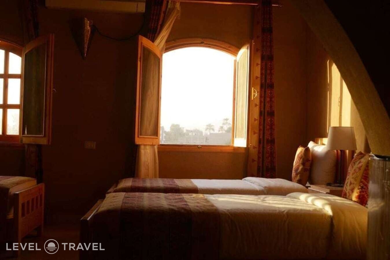 фотографии номера Четырехместный улучшенный отеля Embrace Hotel в Египет(Луксор) - фото №11