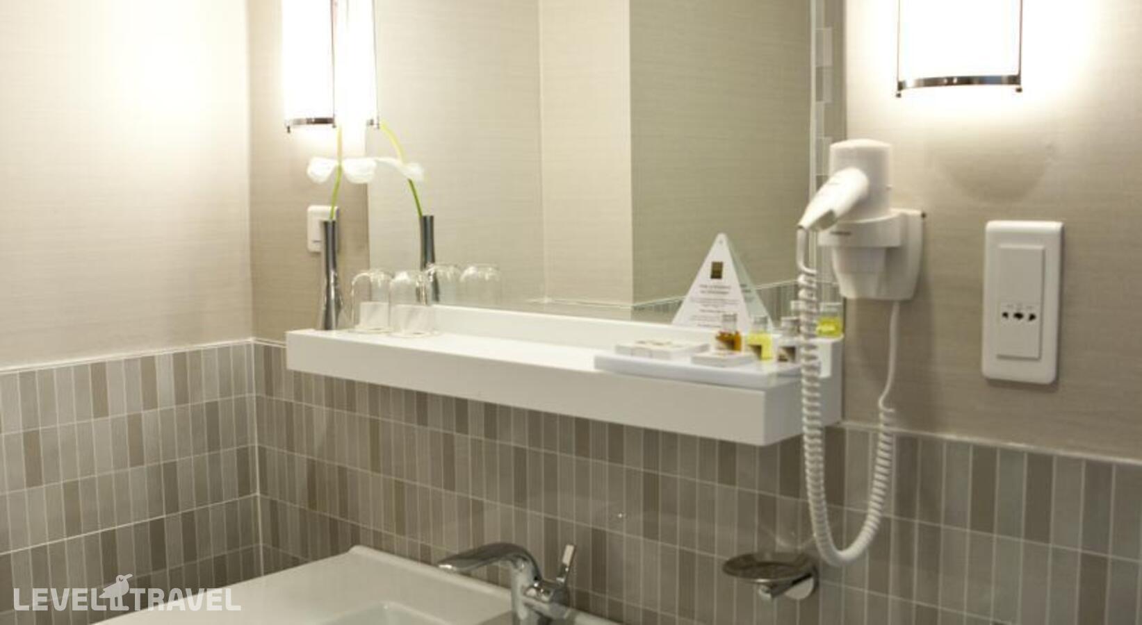 фотографии номера Люкс отеля ISG Airport Hotel в Турция(Пендик) - фото №3