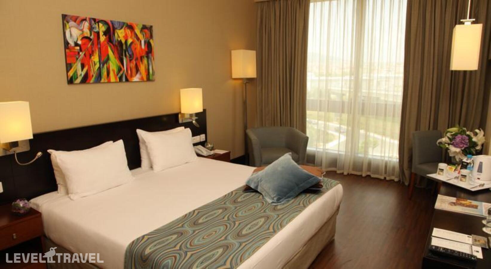 фотографии номера Люкс отеля ISG Airport Hotel в Турция(Пендик) - фото №2
