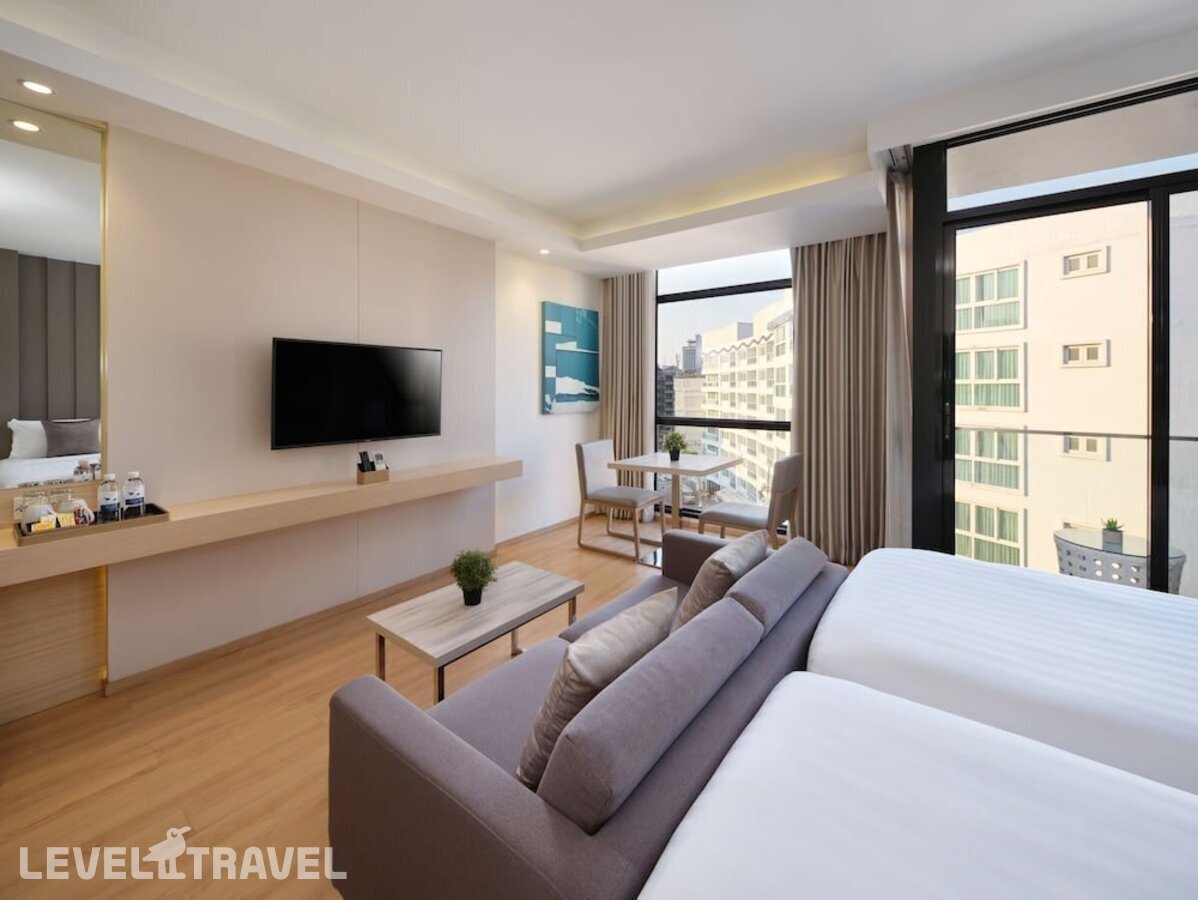 фотографии номера Делюкс с балконом отеля Arden Hotel And Residence в Таиланд(Центральная Паттайя) - фото №2