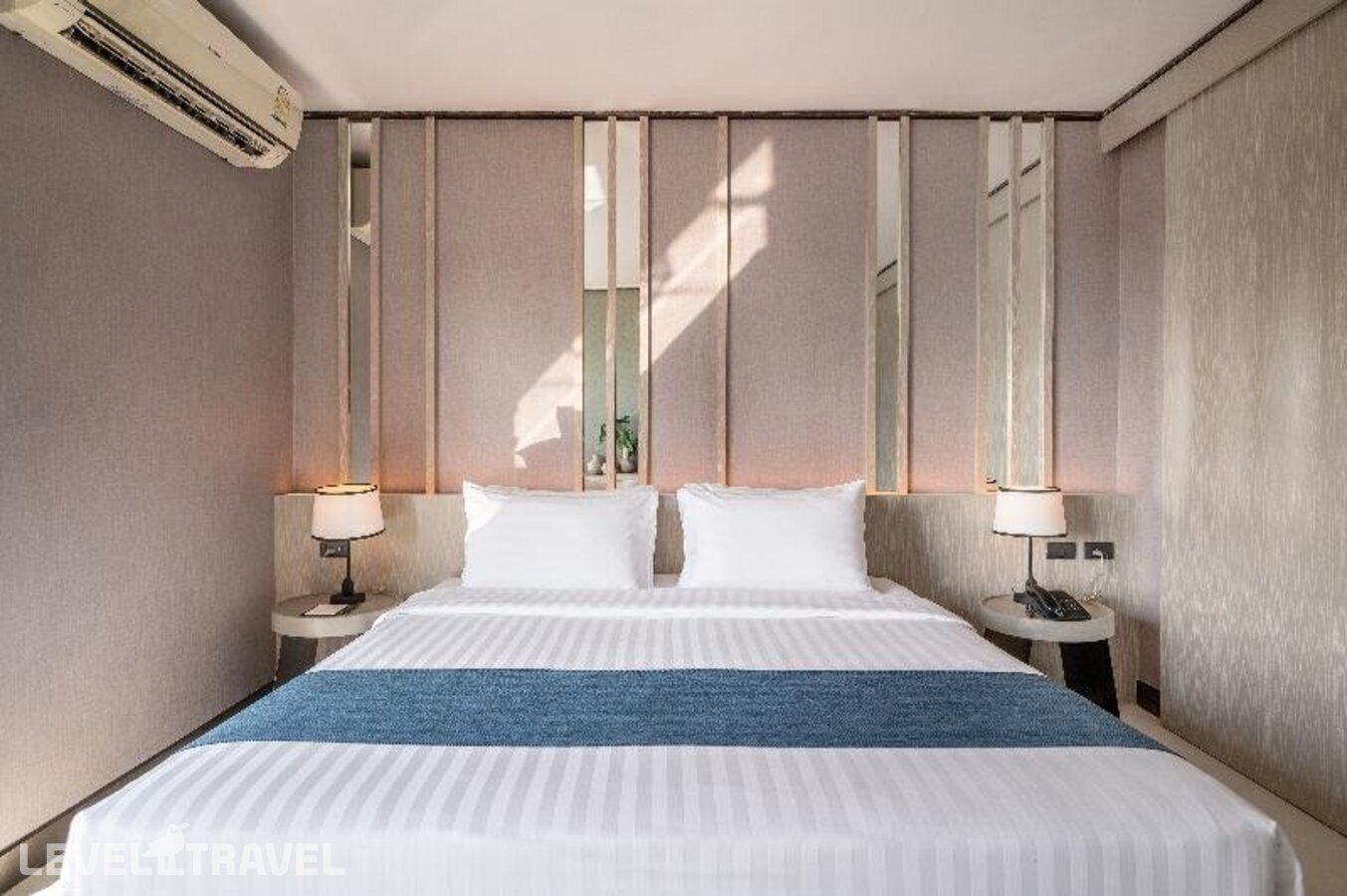 фотографии номера Люкс роскошный отеля Manhattan Pattaya Hotel в Таиланд(Наклуа) - фото №22