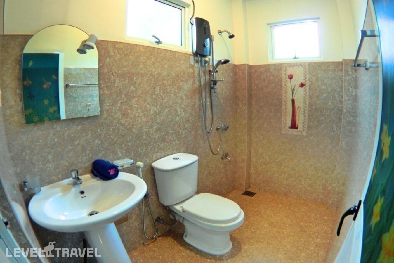 фотографии номера Делюкс с балконом отеля Tamara Motels в Шри-Ланка(Хиккадува) - фото №4