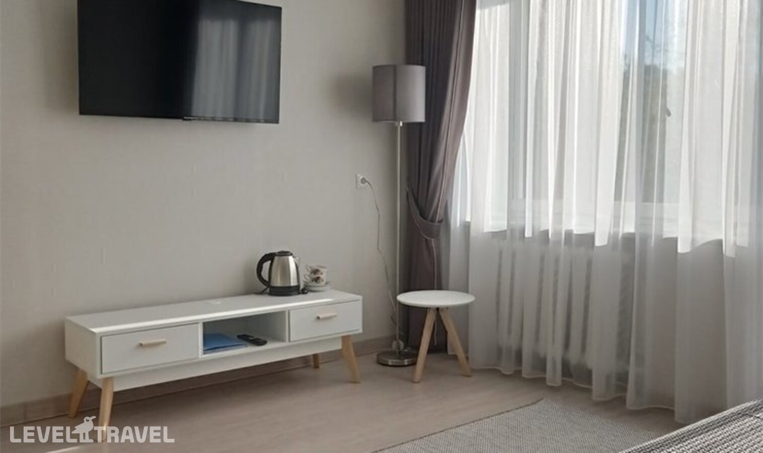 фотографии номера Люкс (2 комнаты) отеля Санаторий Буг в Беларусь(Брестская область) - фото №1