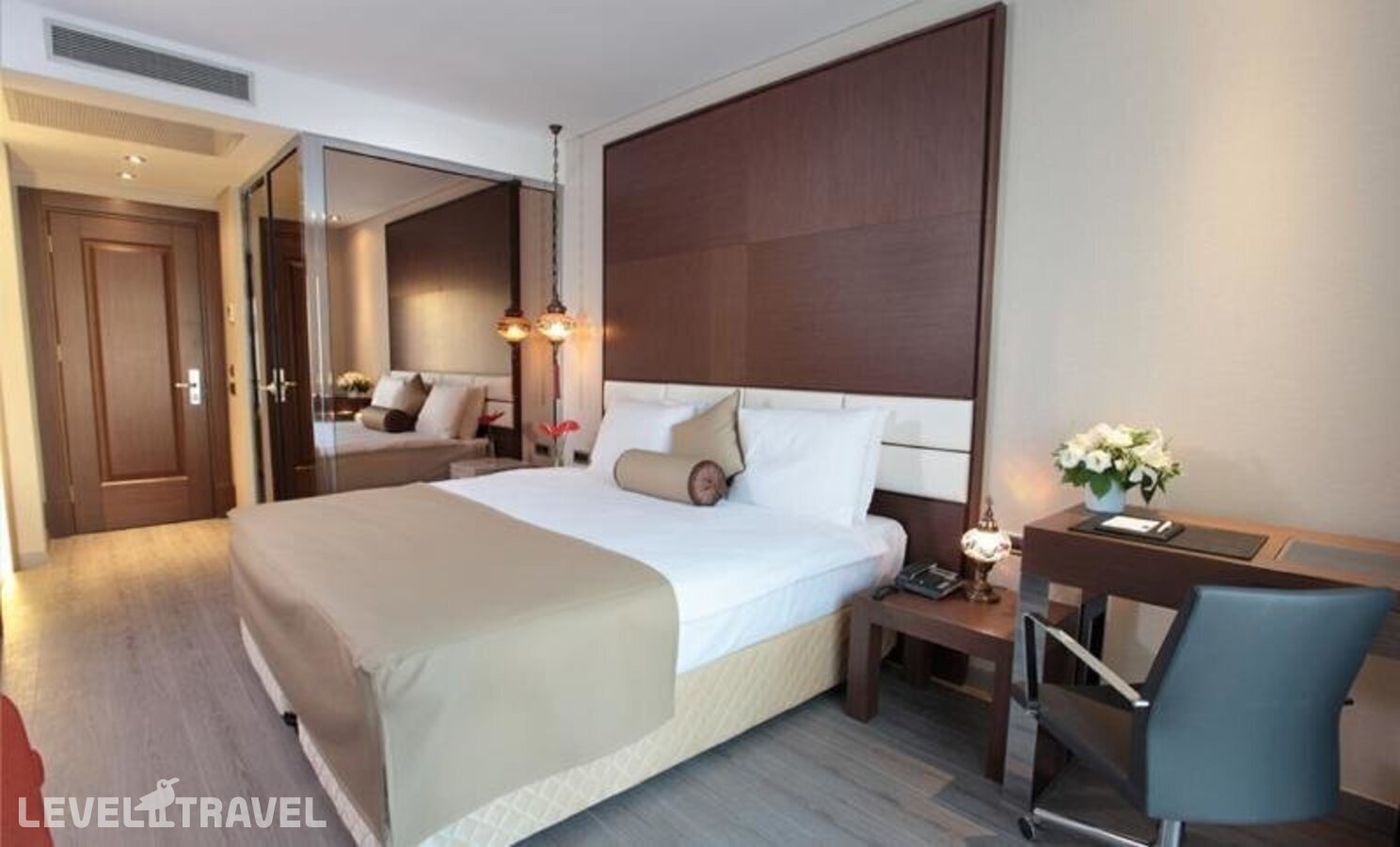 фотографии номера Стандартный номер отеля Dora Hotel Istanbul в Турция(Шишли) - фото №38