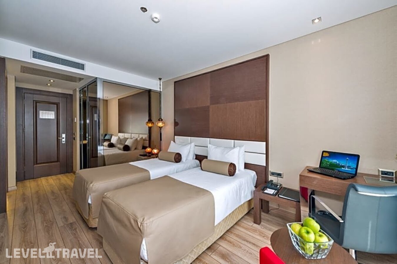 фотографии номера Стандартный номер отеля Dora Hotel Istanbul в Турция(Шишли) - фото №44