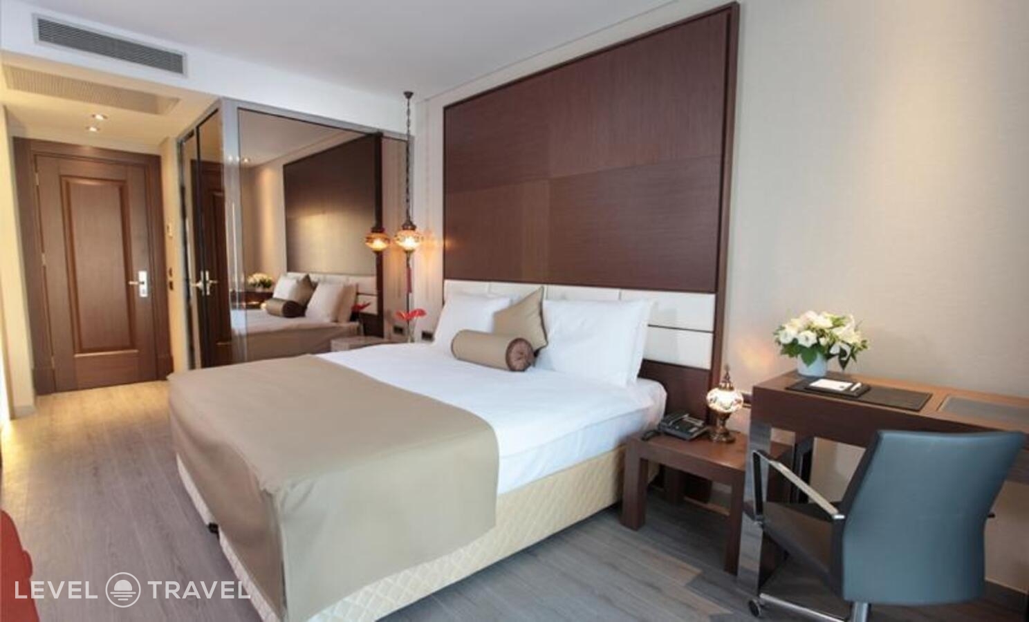 фотографии номера Семейный номер отеля Dora Hotel Istanbul в Турция(Шишли) - фото №136