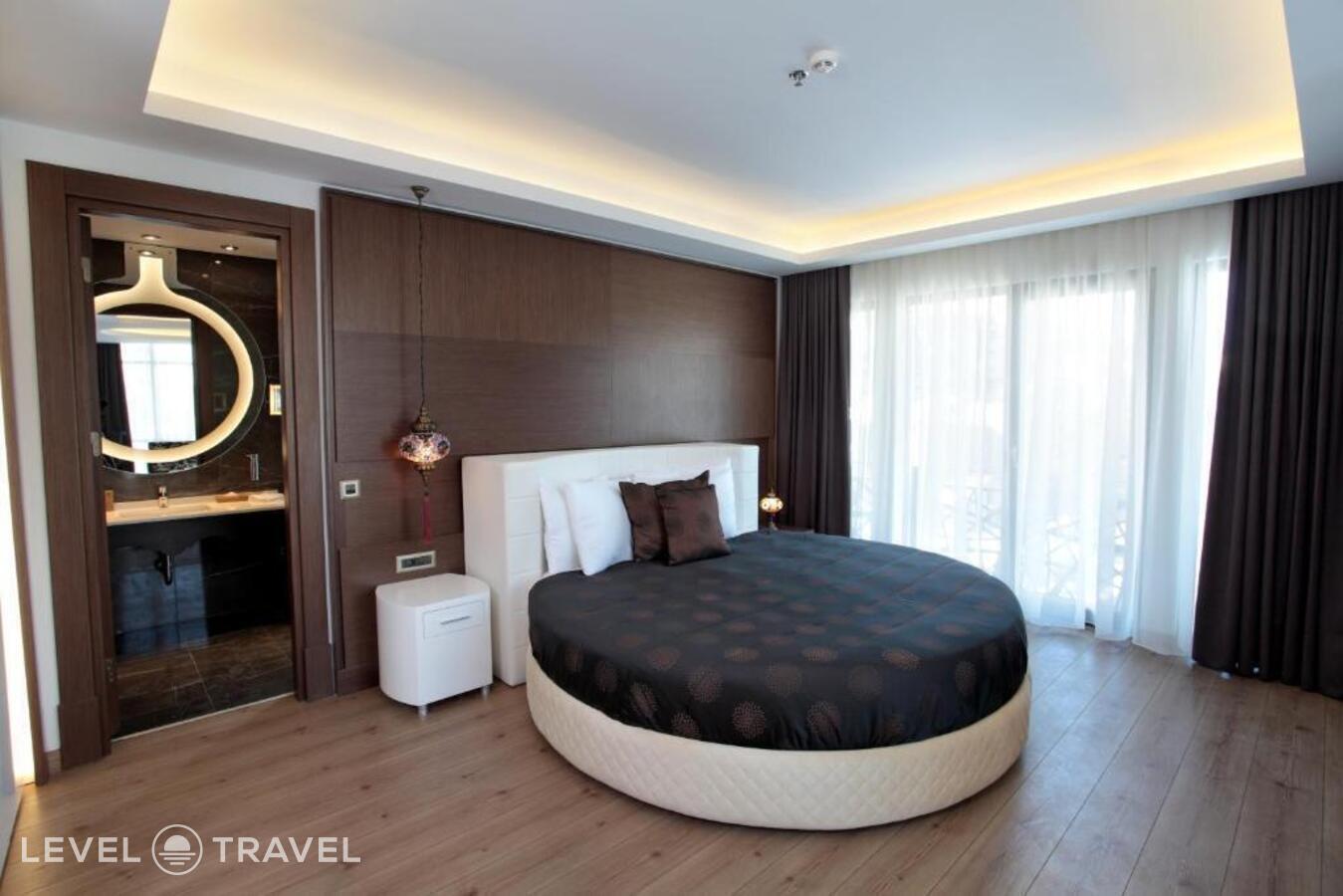 фотографии номера Полулюкс отеля Dora Hotel Istanbul в Турция(Шишли) - фото №35