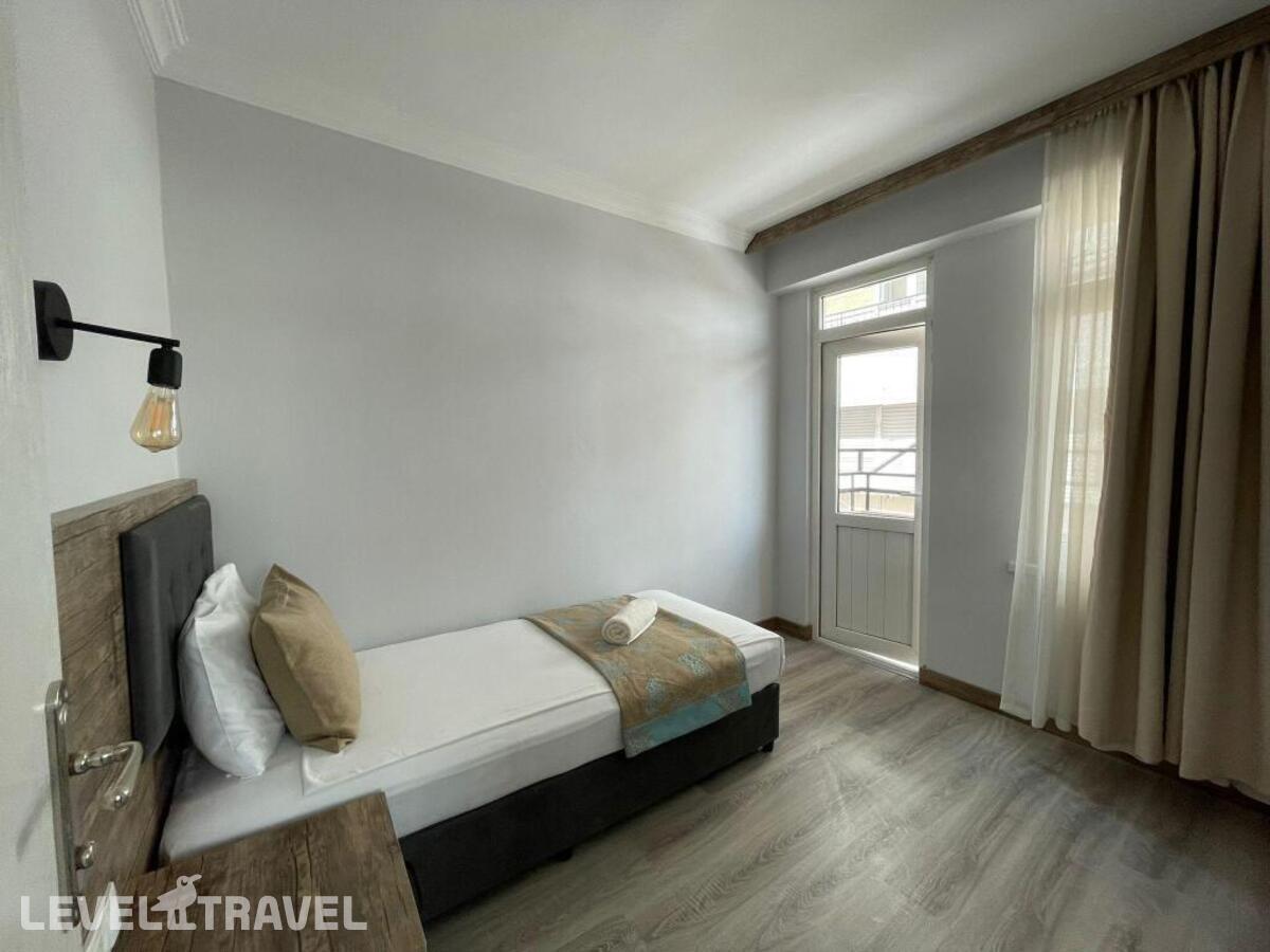 фотографии номера Одноместный номер отеля Seven City Hotel в Турция(Анталья - Центр) - фото №1