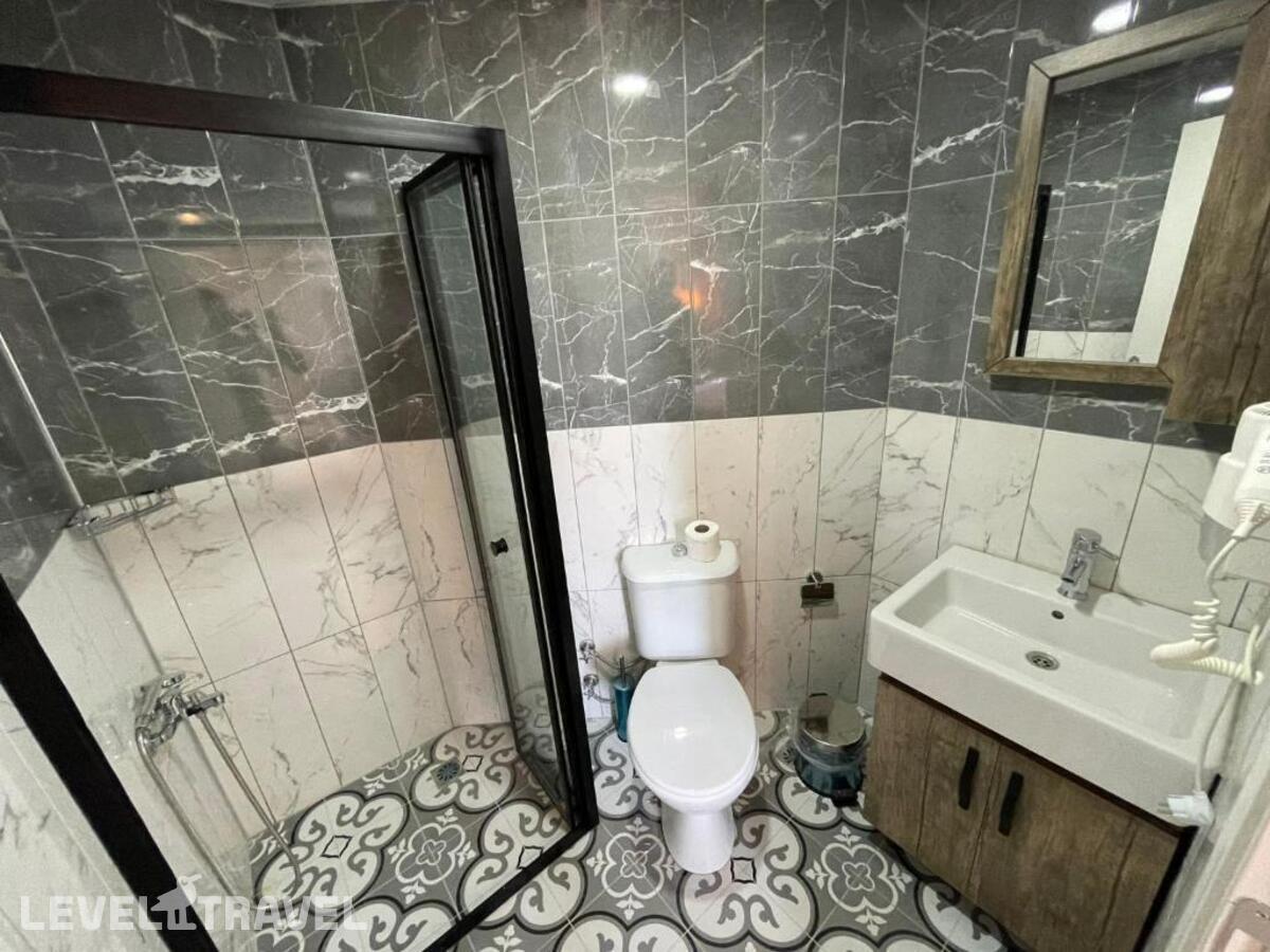 фотографии номера Трехместный номер отеля Seven City Hotel в Турция(Анталья - Центр) - фото №20